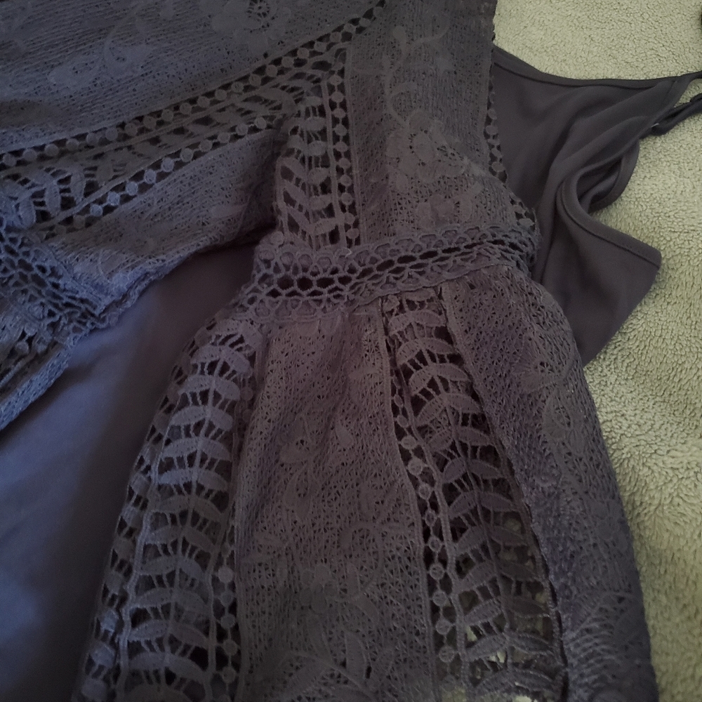 Dress - Picture 4 of 8